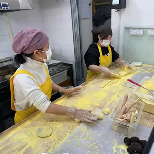 노랑고래 찹쌀꽈배기 리뷰 사진