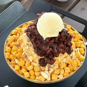 더치스토리카페 사진