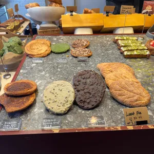 퍼프베이커리 리뷰 사진