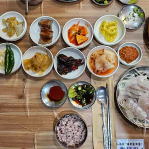 남해달인횟집 사진