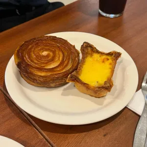 어퍼이스트베이커리 리뷰 사진