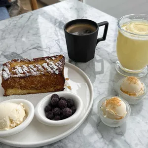 웨스트비치 사진