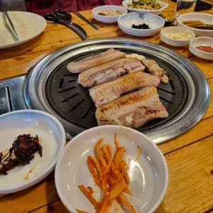 비슬산참숯굴찜질방 사진 1