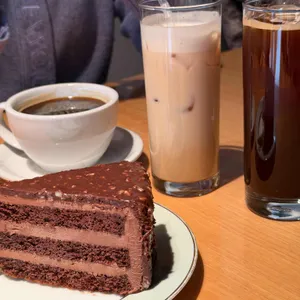 일렉트릭쉽 대표 사진