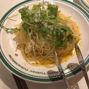 예스터데이 투데이 투모로우 사진 1