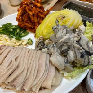 어매이진 대표 사진