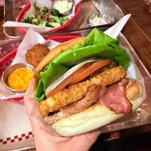 바스버거 사진 1