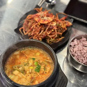 신김치생도야지 사진