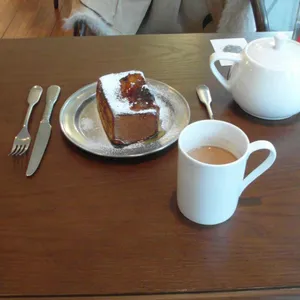 조앤도슨 리뷰 사진