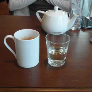 조앤도슨 리뷰 사진