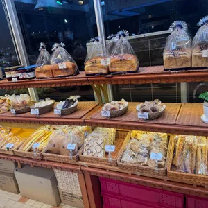 화이트브라운 사진 2