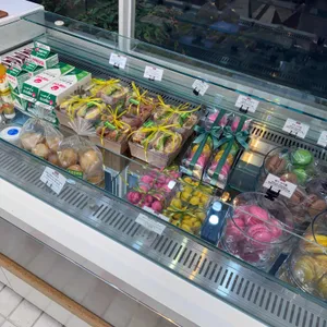 화이트브라운 사진