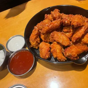 깐부치킨 사진 1