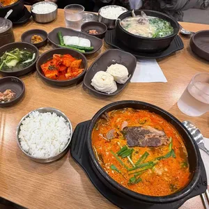 고향옥얼큰순대국 사진 2