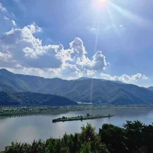 아덴 대표 사진