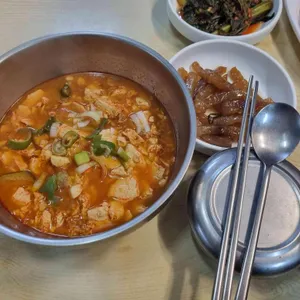고향식당 사진