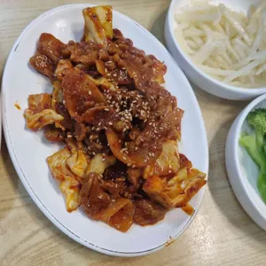 고향식당 사진