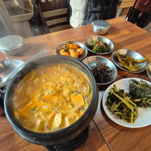 고무릉식당 사진