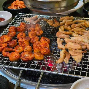 족이랑꼼이랑 사진