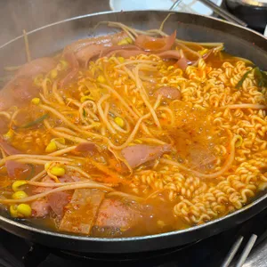 송지부대찌개 대표 사진