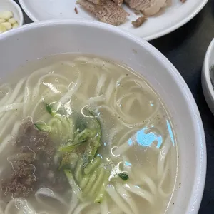 훼미리손칼국수 사진 1