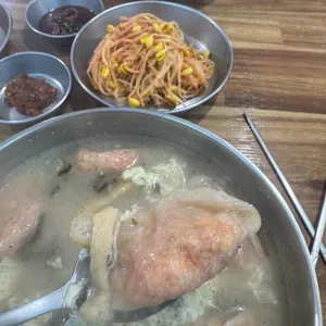 이모네 칼국수 대표 사진