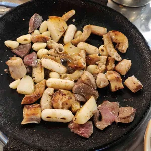 육곱하기 대표 사진