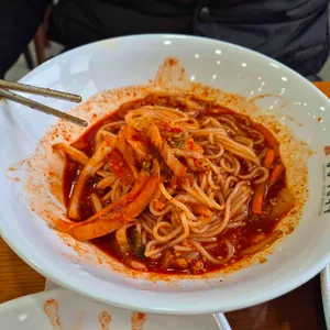 망향비빔국수 대표 사진