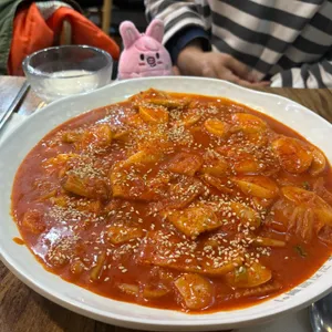유자유김치떡볶이 사진