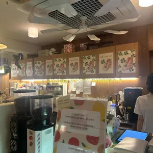 윤숲 리뷰 사진