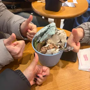 베스킨라빈스 리뷰 사진