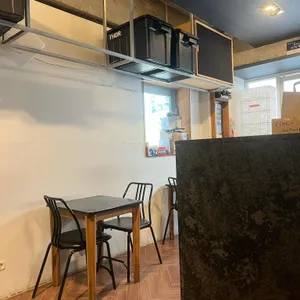 클래식 햄버거 리뷰 사진