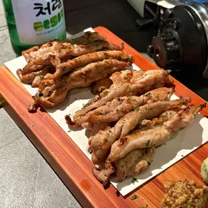 지하102호 리뷰 사진