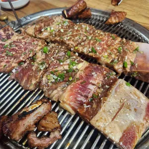 동나루왕숯불갈비 사진 2