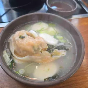 사담손만두 사진