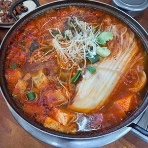 황금돼지식당 사진