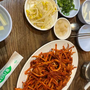 동해오징어보쌈 대표 사진