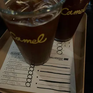 카멜 리뷰 사진