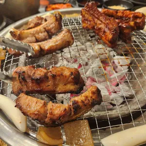 쪽갈비대통령 사진