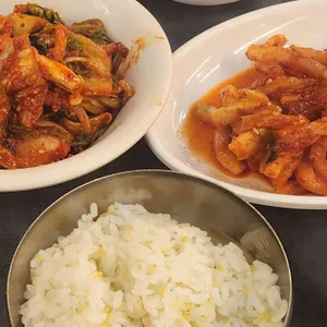 훼미리손칼국수 사진