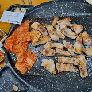 신벌집삼겹살할매순대국 리뷰 사진