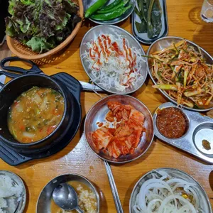 신벌집삼겹살할매순대국 사진 2