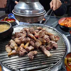 중동연탄구이 사진 1