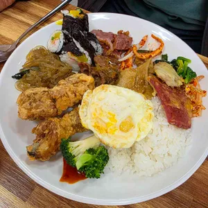 섬마을한식뷔페 대표 사진