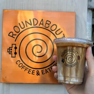 라운드어바웃 리뷰 사진