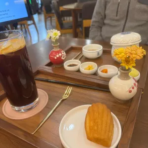 동양찻집 사진 1