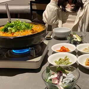 곧은 대표 사진