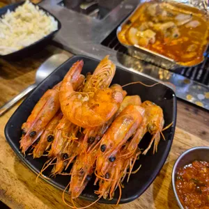 조개까는남자 사진