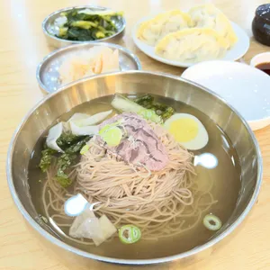 전통평양냉면 제형면옥 대표 사진