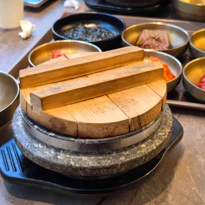 완뚝순두부 리뷰 사진